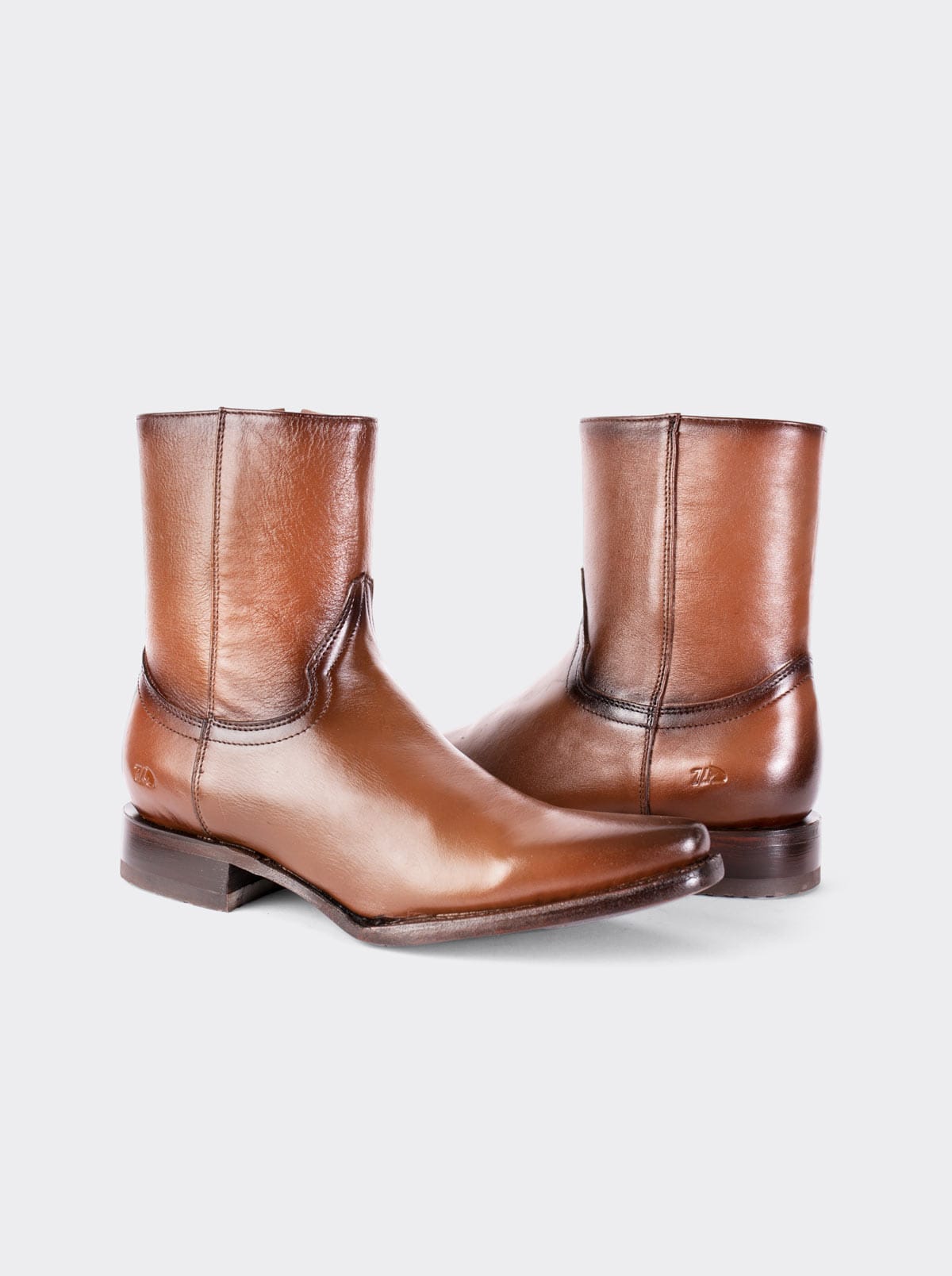 Botín Vaquero Puntal con Cierre Nessy Brown estilo 6207