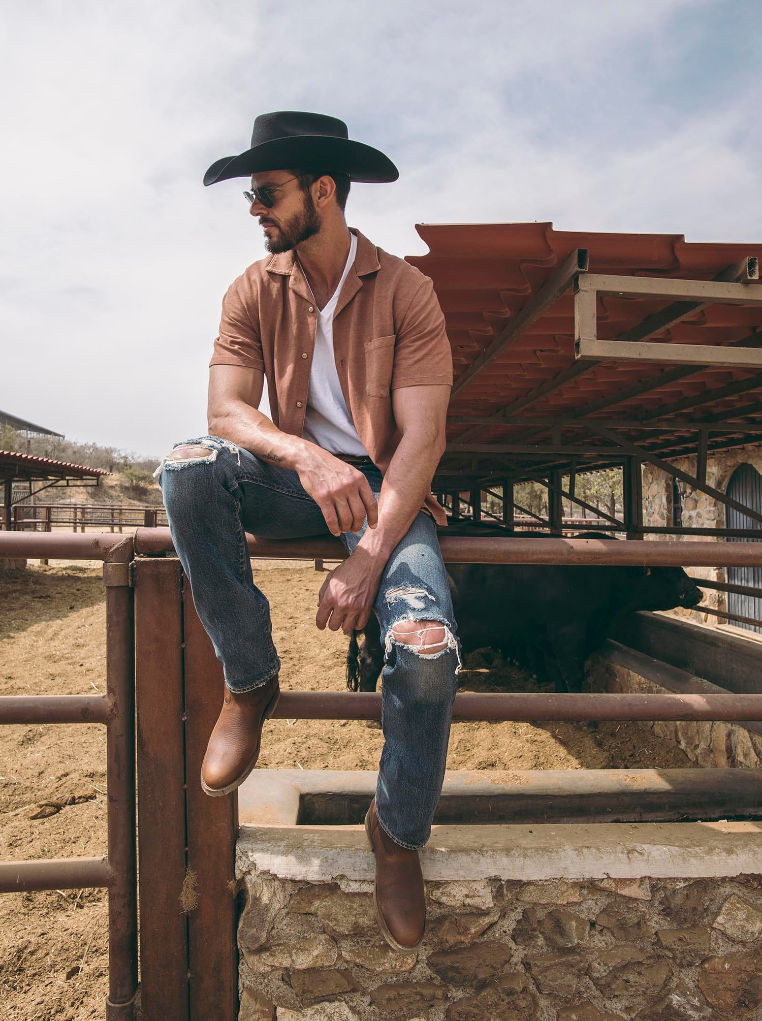 Men's Leather Slip-Resistant Roper Boot Ocher Bull Fight Color Style 1000